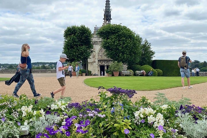 3-Day Private Loire Castles & Mont Saint-Michel Tour from Paris — Castles, Normandy & Honfleur photo 2