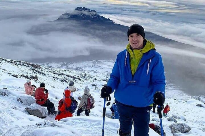 8-Day Lemosho Route Mount Kilimanjaro Climb — Acclimatization Itinerary to Uhuru Peak photo 5