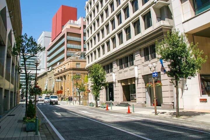 Explore Kobe: Private Kitano Ijinkan-Gai & City Highlights Walking Tour photo 4