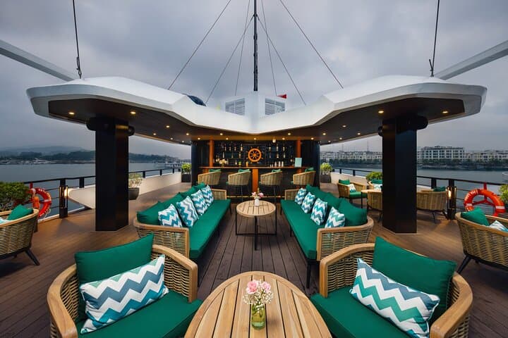 Halong Delight 2: Full-Day Luxury Cruise Through Halong & Lan Ha Bay photo 5