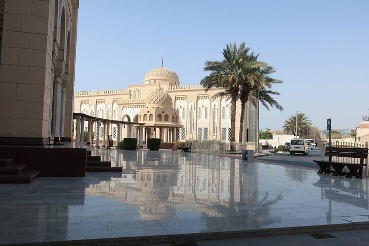Dubai City Tour and Desert Safari: Creek Markets to Dune Adventures photo 3