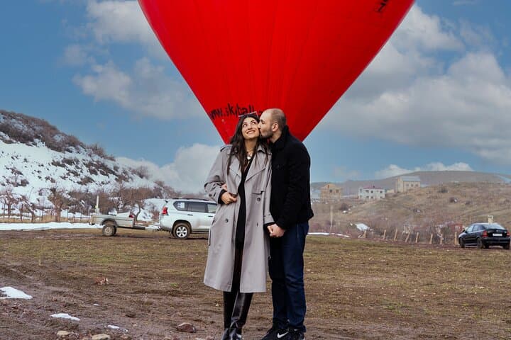 Heart-Shaped Hot Air Balloon Flight Over Mount Ararat & Garni Gorge photo 2
