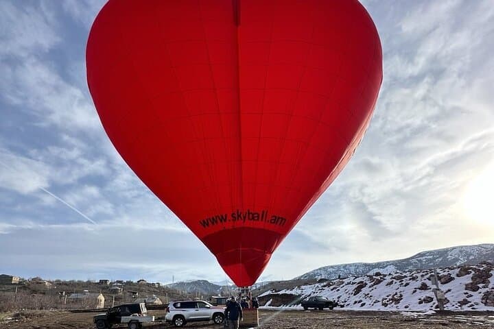 Heart-Shaped Hot Air Balloon Flight Over Mount Ararat & Garni Gorge photo 3