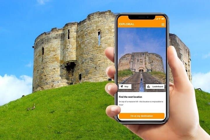 York Scavenger Hunt: Self-Guided Walking Tour of York Minster, The Shambles & Clifford's Tower