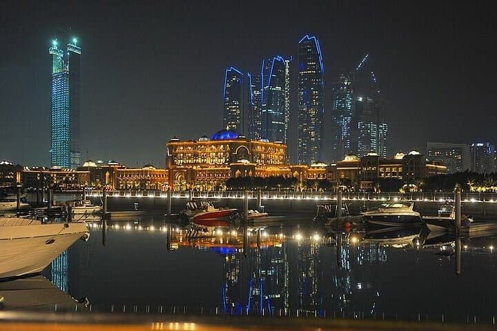 Private Transfer Dubai to Abu Dhabi — Fast, Comfortable Door-to-Door Ride photo 3