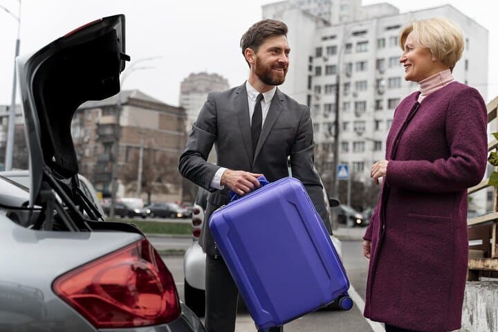 Private Transfer Dubai to Abu Dhabi — Fast, Comfortable Door-to-Door Ride photo 6