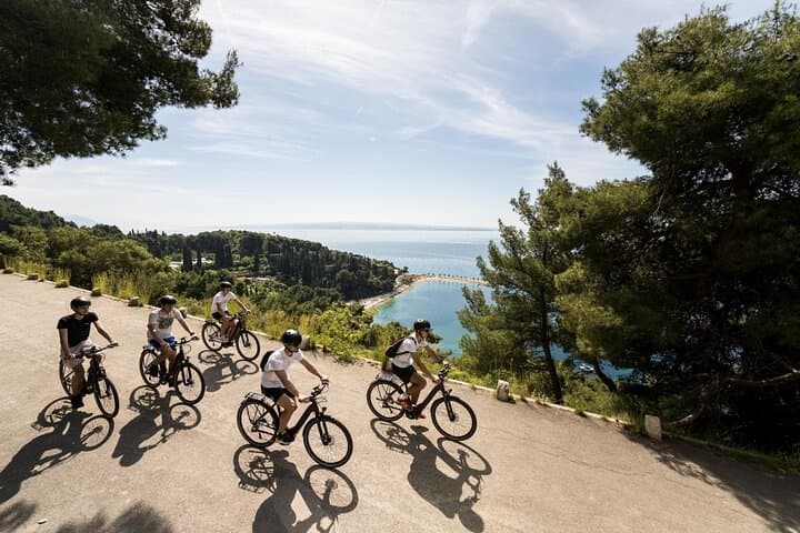 Electric Bike Tour: Split City & Marjan Park Panorama