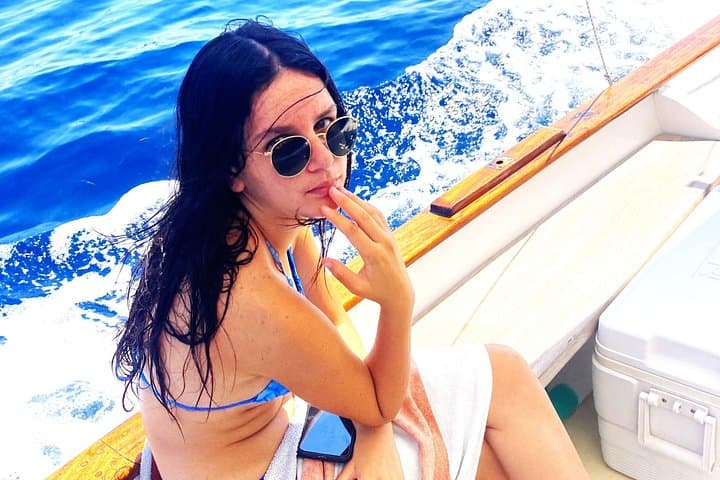 Capri Private Boat Tour: 4-Hour Gozzo Cruise to Blue Grotto & Faraglioni photo 2