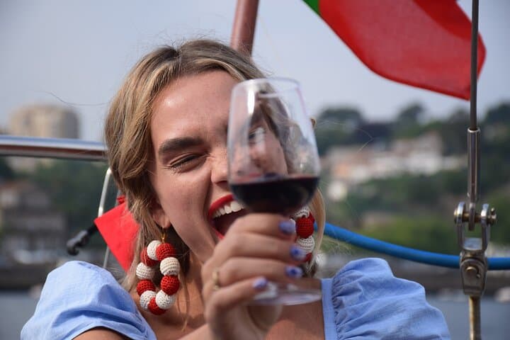 Douro River Sailing Cruise from Porto — 2-Hour Argonauta Small-Group Experience photo 2