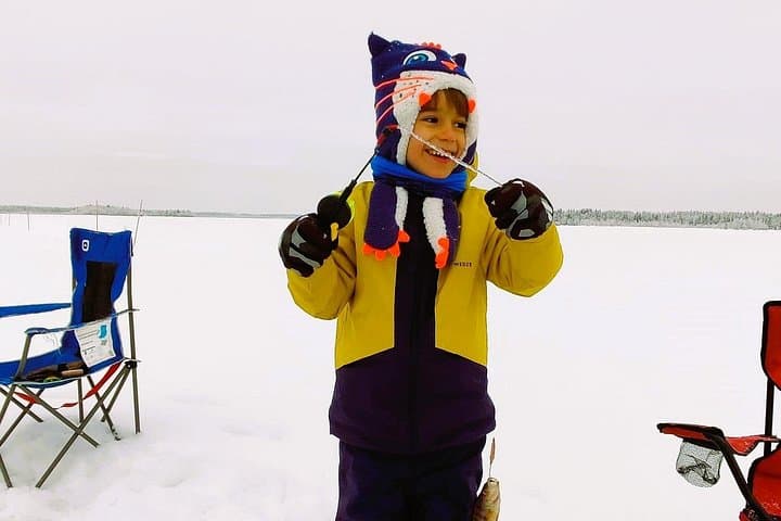 Ice Fishing in Levi — Arctic Salmon Soup & Guided Ice-Fishing Experience photo 3
