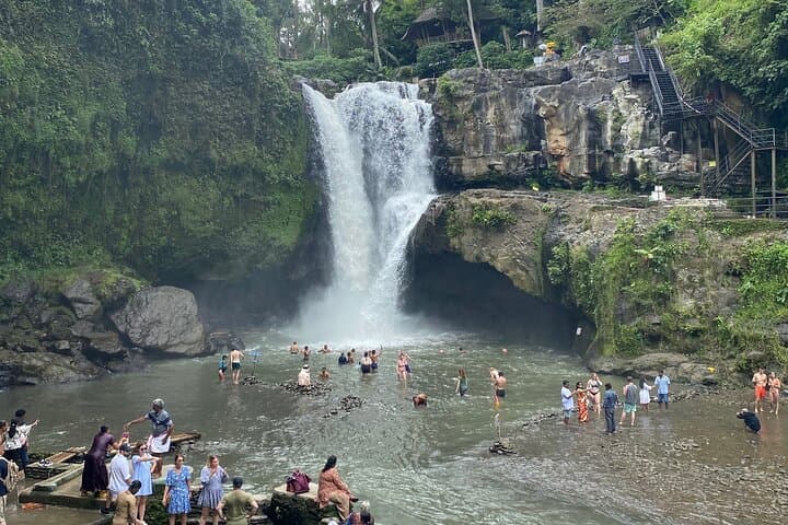 Barong Dance, Batik & Tegenungan Waterfall Day Tour from Ubud photo 4