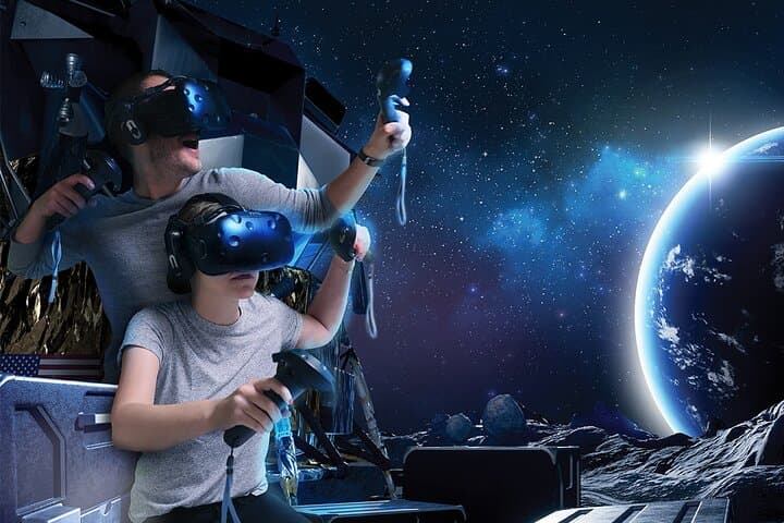 Team Virtual Reality Experience in Strasbourg — Cooperative VR Escape Near Grande Île