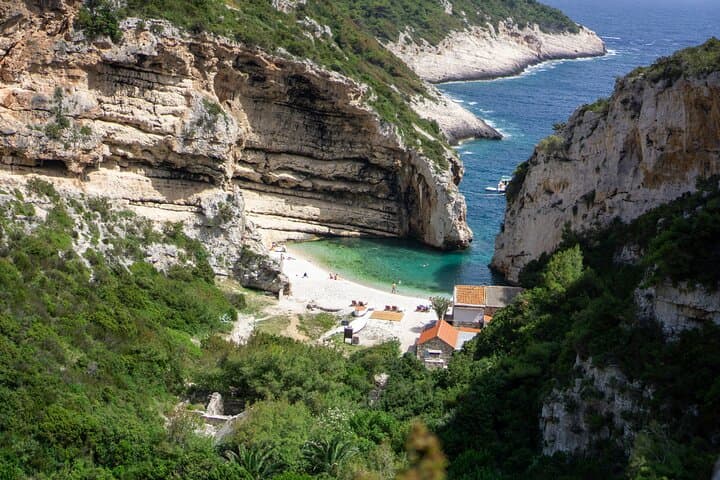 Blue Cave & Five Islands Tour from Split: Blue Grotto, Stiniva & Pakleni Islands photo 3