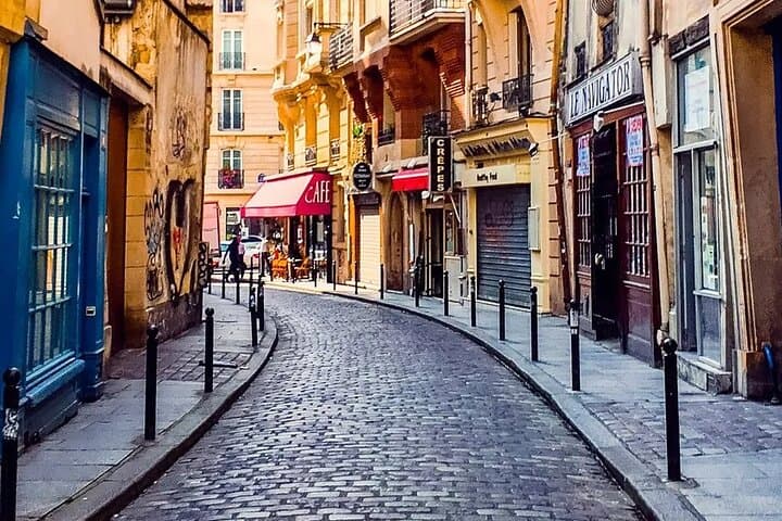 Strolling the Latin Quarter: Left Bank Literary Walk in Paris