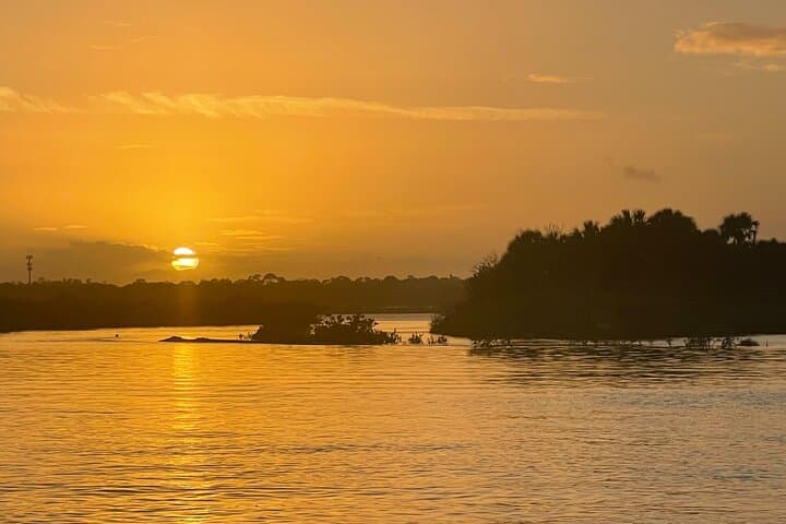 Daytona Beach Champagne Sunset Cruise — Intracoastal Sunset Champagne Tour photo 3