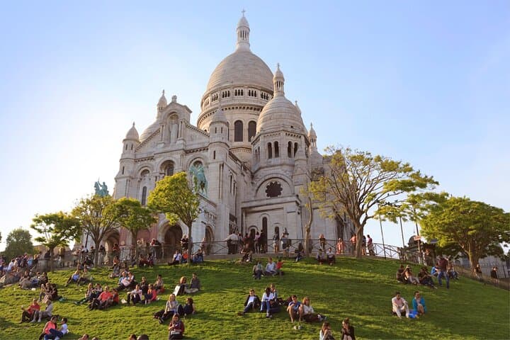 Montmartre & Sacre Coeur Walking Tour — Local Guide, Artist Haunts & Panoramic Views