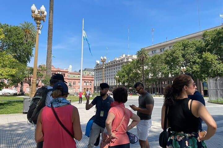 Buenos Aires Walking Tour & Palacio Barolo Guided Visit — San Telmo to Recoleta photo 3