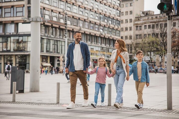 Private Dublin Discovery: Family-Friendly Historic Walking Tour in Dublin