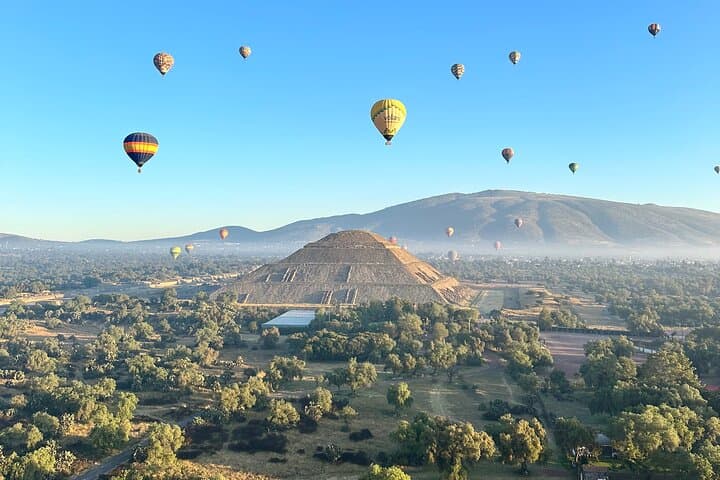 Sunrise Hot Air Balloon Over Teotihuacán — Flight, Cave Descent & Pyramid Walk photo 2
