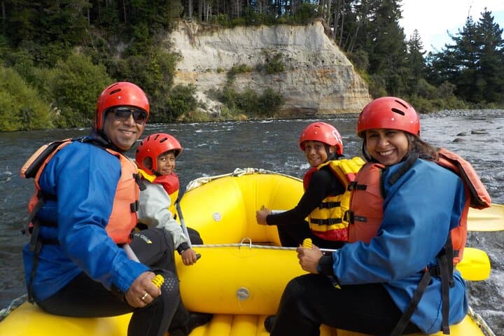 Family Grade 2 Tongariro River Float — Turangi Rafting for Kids & Beginners