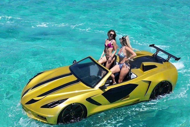 JetCar Bahamas: 30-Minute Jetboat Rental in Nassau