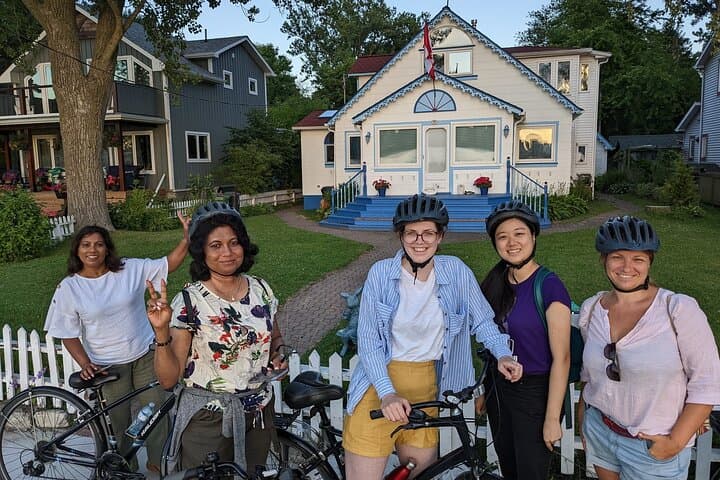 Toronto Islands Evening Bike Tour: Twilight Cycling Across the Harbour photo 3