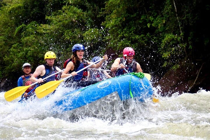 High-Intensity Rafting on the Alto Pastaza: Baños’ Best Whitewater Run