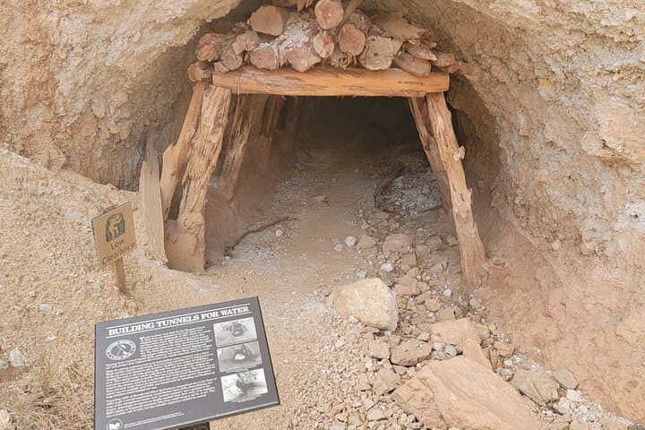Hurricane Canal Tour: Hiking the Historic Irrigation Flumes Near Hurricane, Utah photo 5