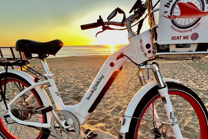 E-Bike LA Beach Tour: Redondo Beach to Santa Monica Pier (4-Hour Self-Guided) photo 2
