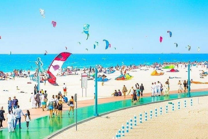 Private Transfer to Kite Beach Dubai — Easy Access to Jumeirah's Watersports Hub photo 1
