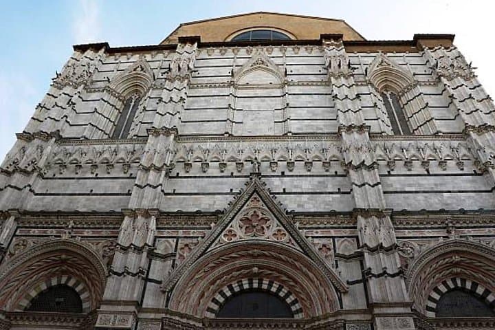 Siena Scavenger Hunt: Self-Guided City Game Through Piazza del Campo and the Duomo photo 2