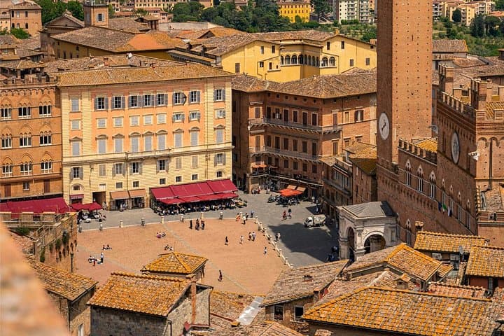 Siena Scavenger Hunt: Self-Guided City Game Through Piazza del Campo and the Duomo photo 4