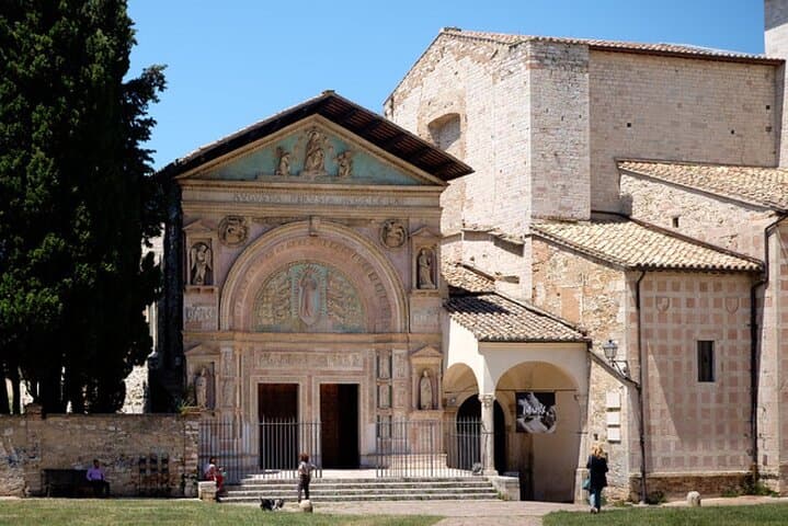 Perugia Scavenger Hunt: Self-Guided Walking Tour & City Sights photo 3