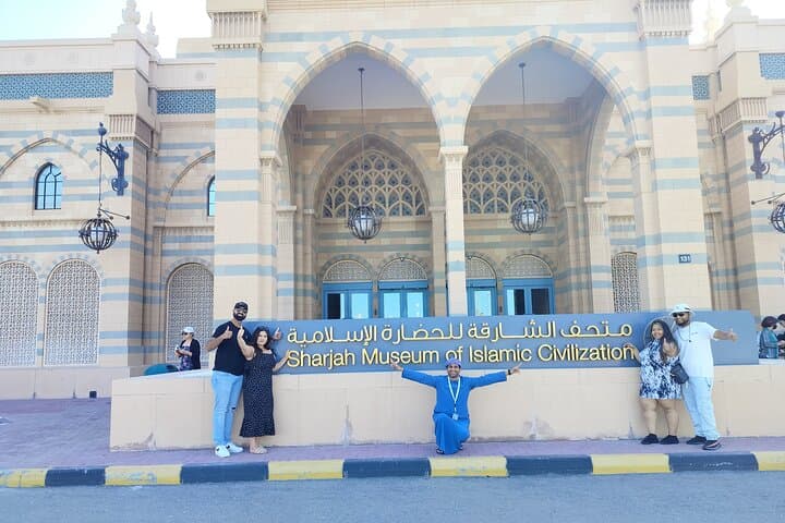 Sharjah Half-Day Private Cultural City Tour — Museums, Souks & Corniche