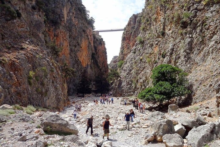 Aradaina Gorge and Marmara Beach All-Inclusive Day Tour from Chania
