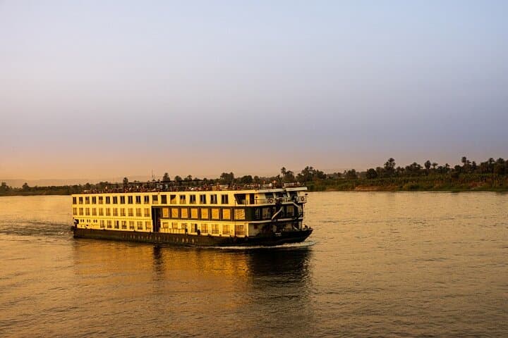 4-Day Nile Cruise From Aswan to Luxor: Temples, Tombs & River Views photo 3