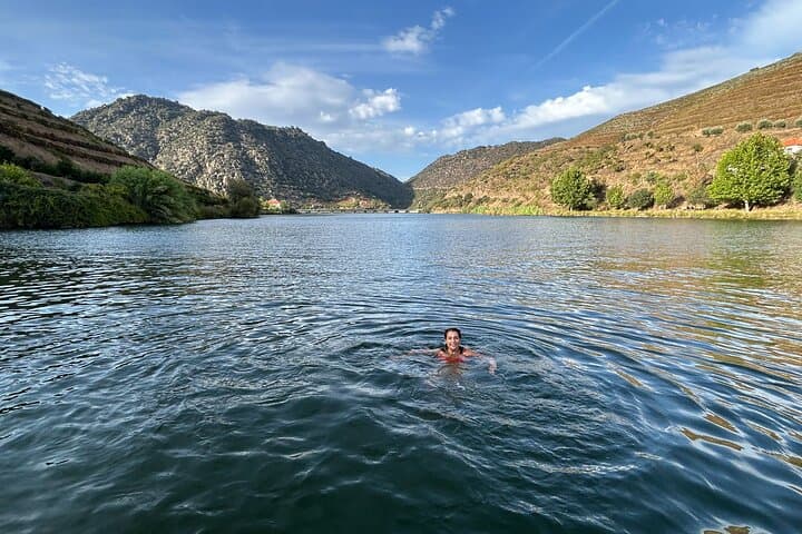 Private Douro River Boat Tour with Traditional Lunch and Swimming photo 2