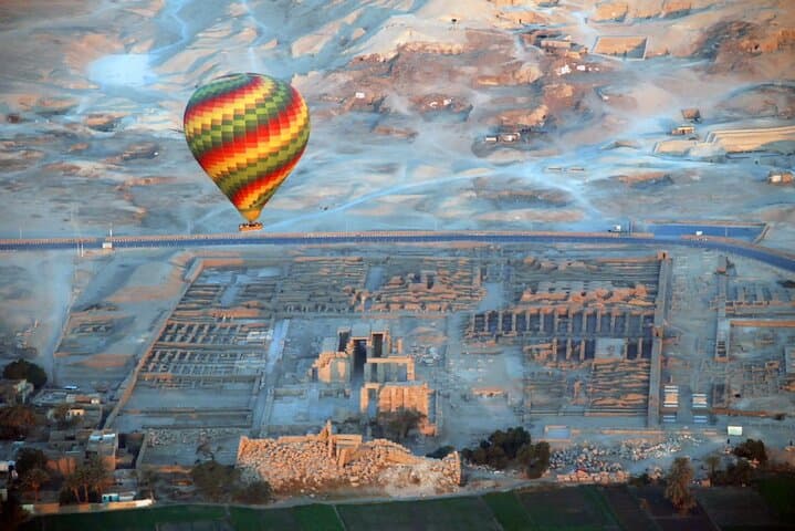 Luxor 2-Day Private Tour from Hurghada with Sunrise Hot-Air Balloon photo 4