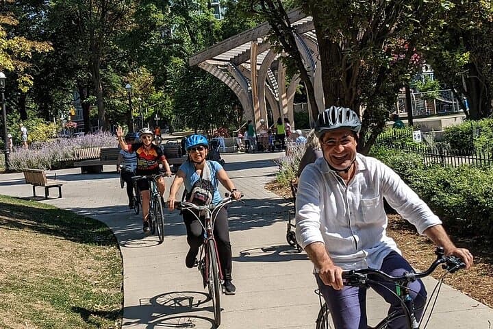 E-bike Toronto Dynamic Neighbourhoods Tour photo 5
