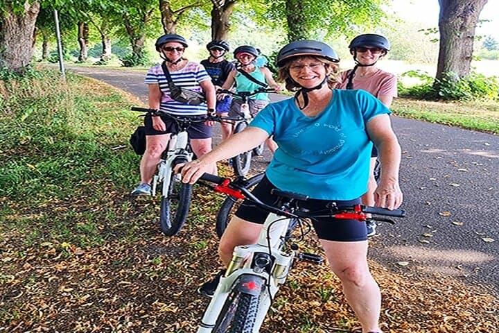 E-Biking to Kronborg Castle: Coastal Ride from Copenhagen to Hamlet's Keep photo 5