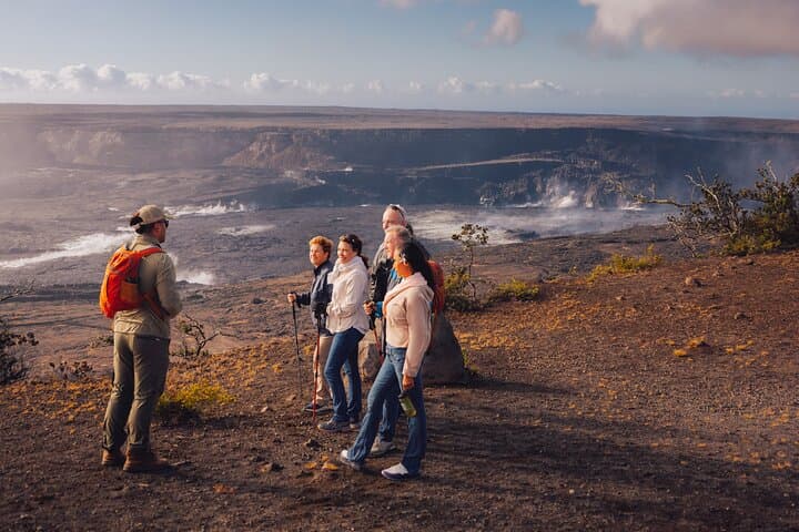 Kilauea, Chocolate & Rainbow Falls: Full-Day Volcano Tour from Hilo