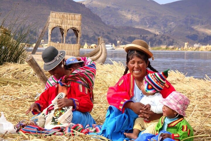 Homestay on Lake Titicaca: 2-Day Andean Cultural Experience in Amantani and Taquile