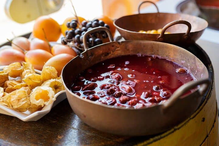 Colombian Fruit Tasting & Live Paila Ice Cream Experience in Cartagena