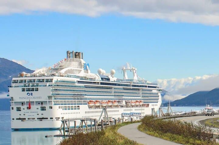Seward to Anchorage Full-Day Transit Tour: Exit Glacier, Wildlife & Lake Hood