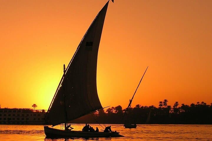 Private Nile Felucca Cruise in Cairo: Sunset Sailing with Transfers & Drinks photo 6