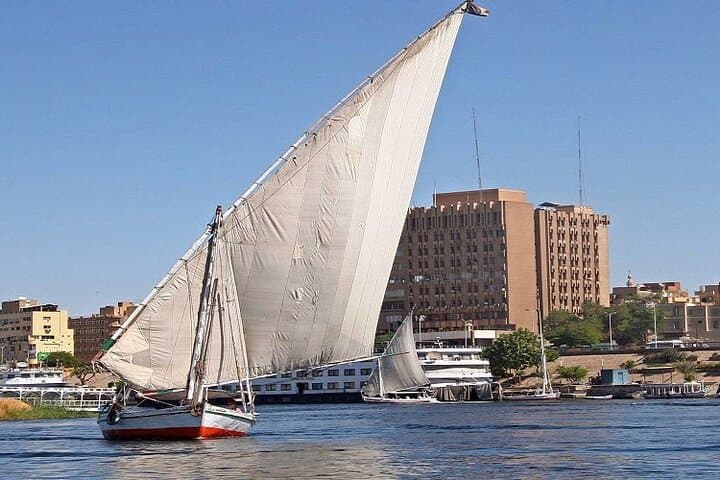 Private Nile Felucca Cruise in Cairo: Sunset Sailing with Transfers & Drinks photo 4