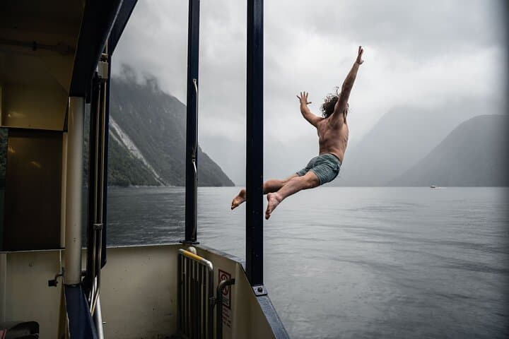 Milford Sound Mariner Overnight Cruise — Overnight Fiordland Cruise to Harrison Cove photo 2