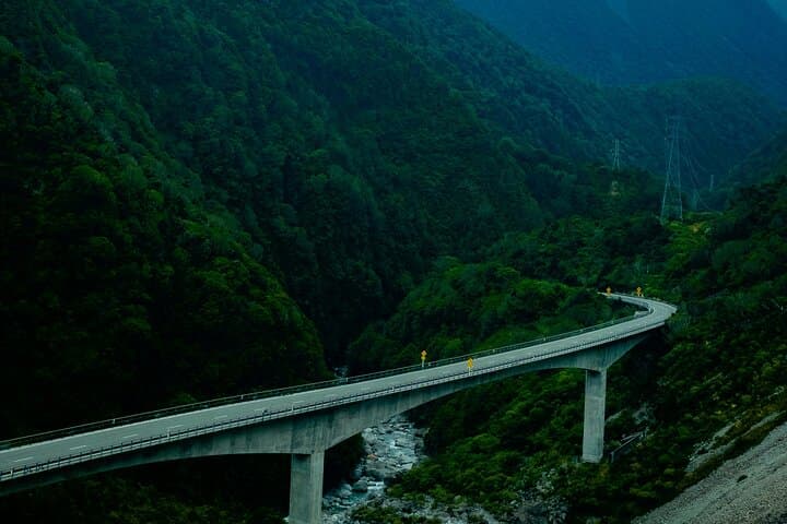 Arthur's Pass Private Alpine Vista Day Tour — TranzAlpine, Devil's Punchbowl & Kea Encounters photo 2