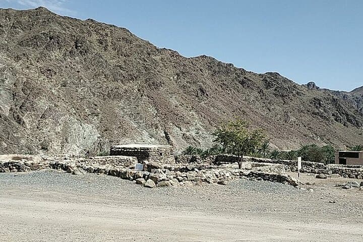Sheikh Zayed Grand Mosque and Hajar Mountains Private Tour from Fujairah photo 4
