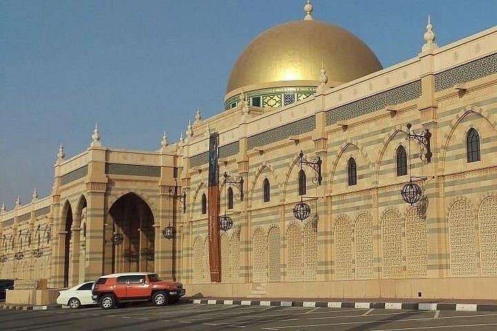 Dubai to Sharjah Private Transfer — 7-Seater Door-to-Door Service photo 4